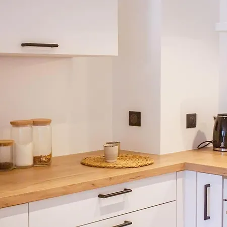 Le Coquillage - Balcon & Parking Apartment Albertville